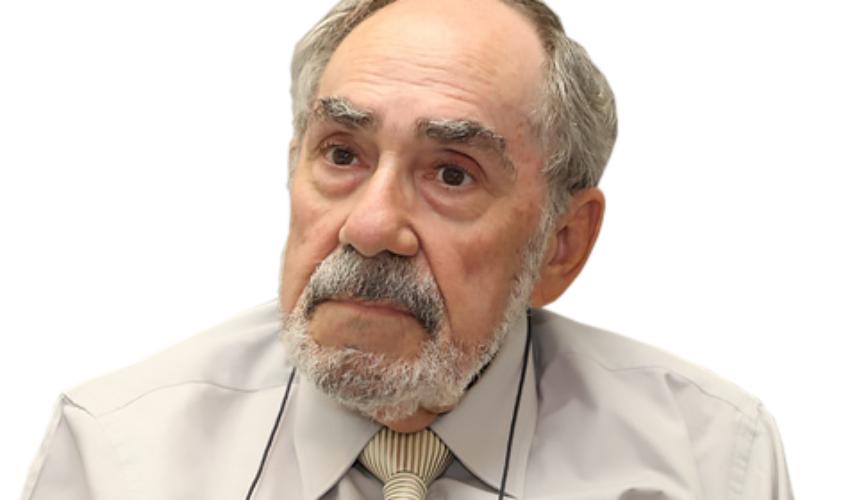 Romero Magalhães