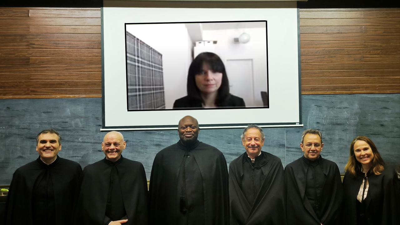 Vita Jean-Paul Kapuya