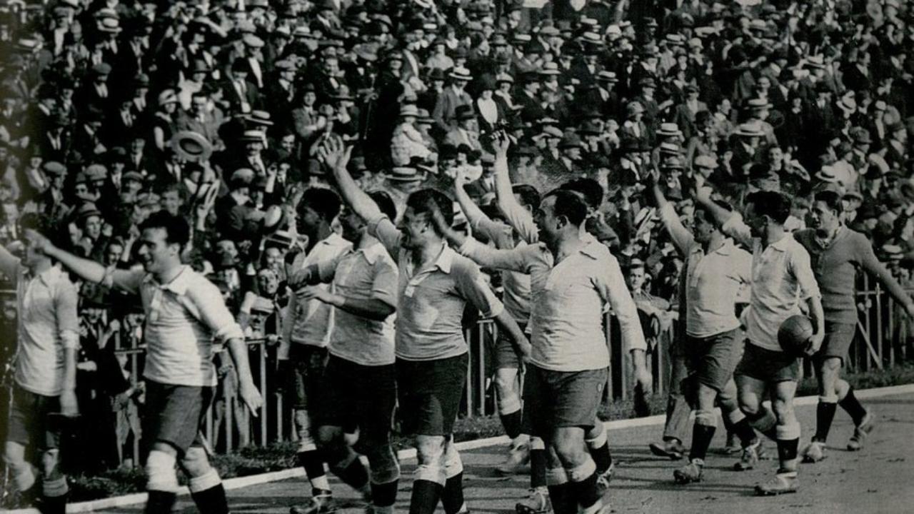 Uruguay  performs football's first ever lap of honour in Paris after La Celeste beat Switzerland to win their first Olympic and World title [3-0] (1924)