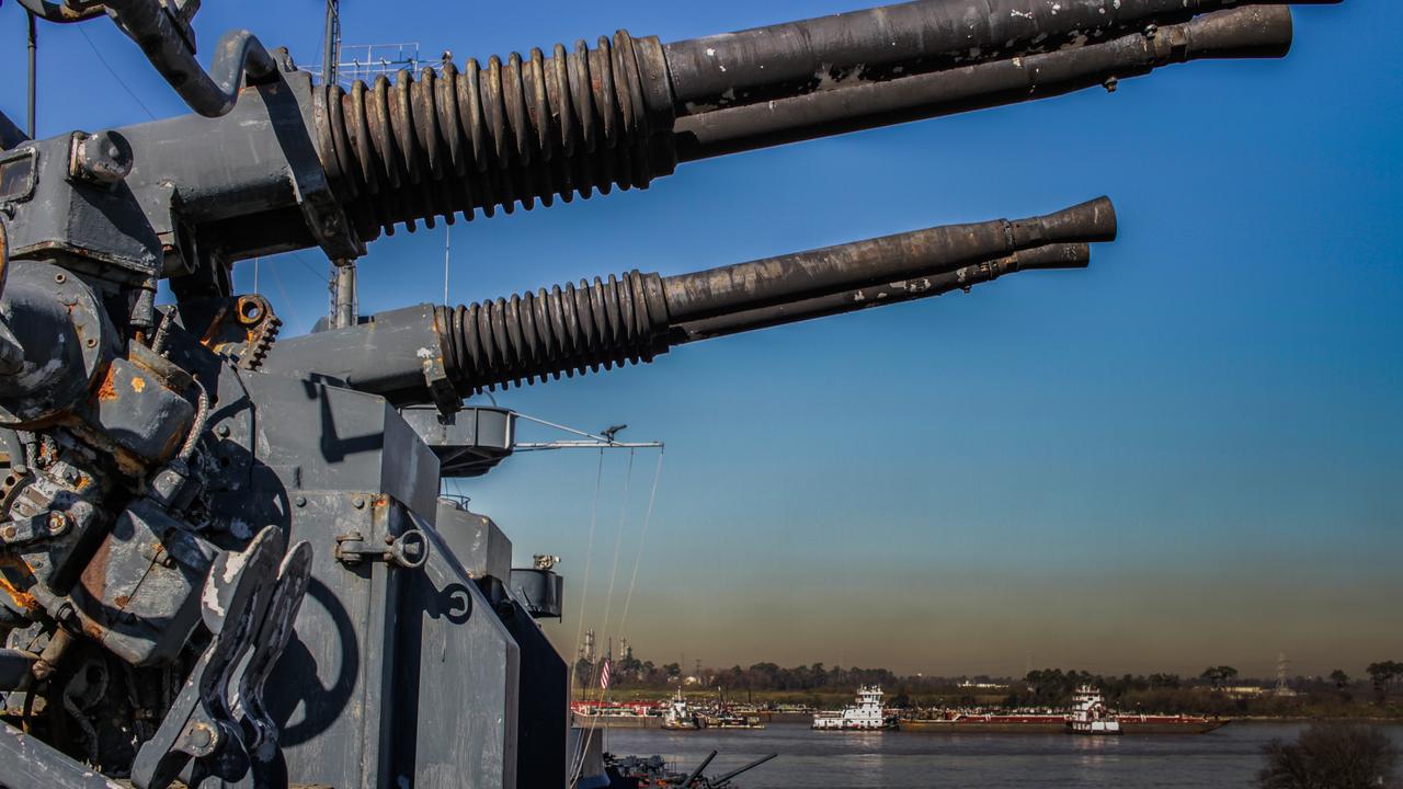 Navio de guerra, Houston, Armamentos