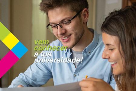 Jovens a estudar na UC