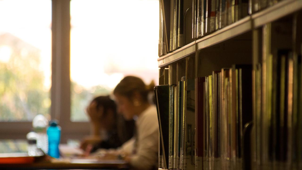 Estudo na Biblioteca